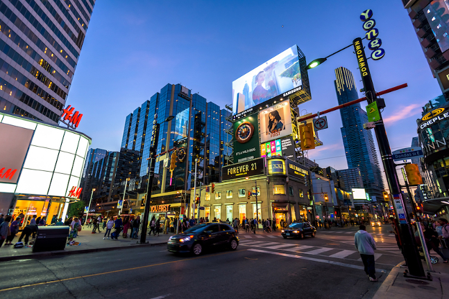 Hotel Jobs in Toronto Canada now hiring . Big job openings toronto Canada $500 a day  Toronto2